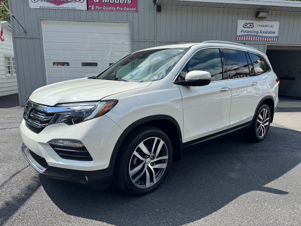 2018 Honda Pilot Image 1