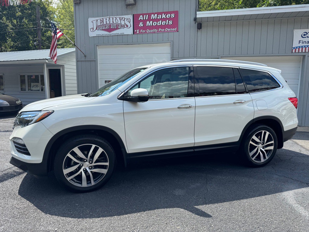 2018 Honda Pilot Image 2