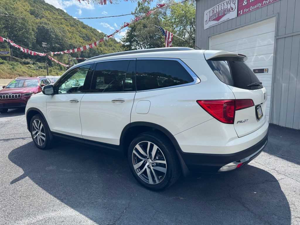 2018 Honda Pilot Image 11