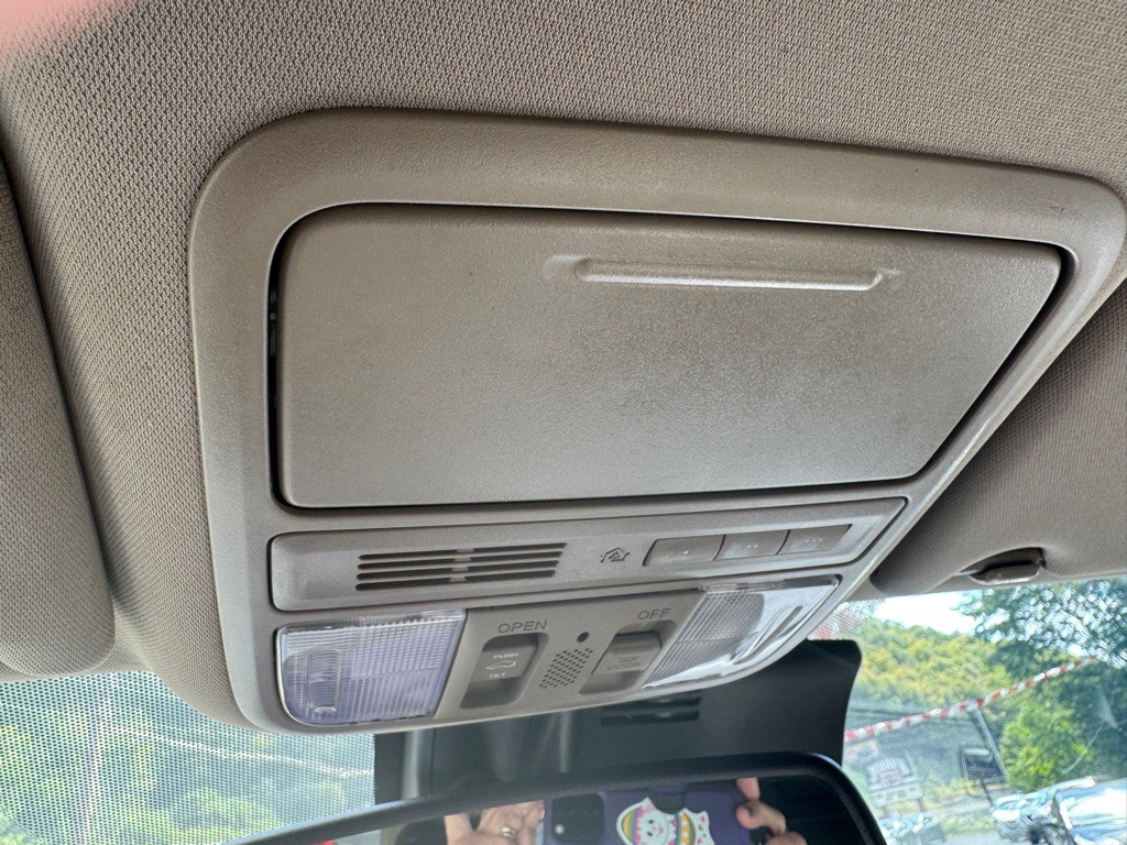 2018 Honda Pilot Image 25