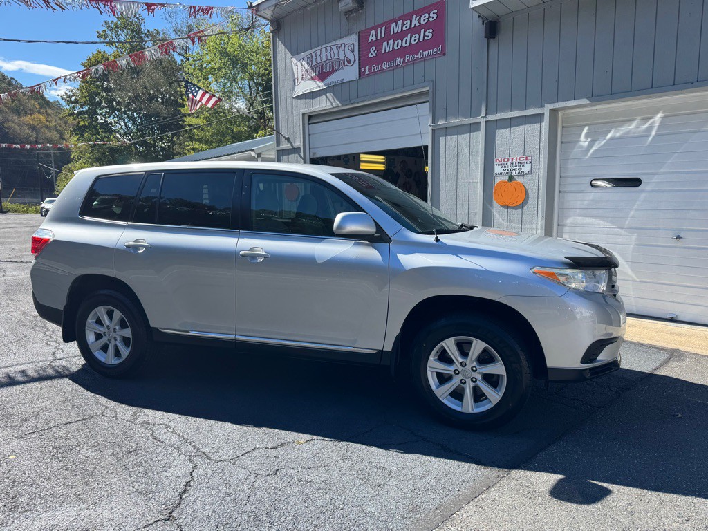 2012 Toyota Highlander Image 2