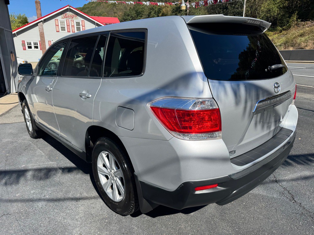 2012 Toyota Highlander Image 7
