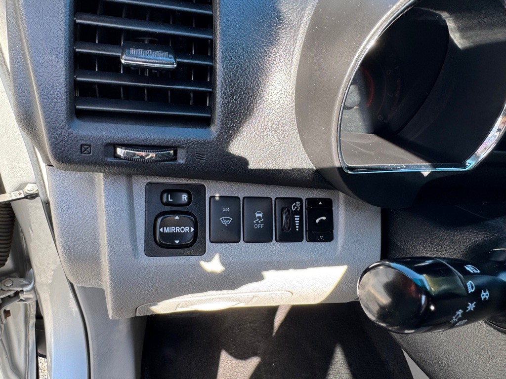 2012 Toyota Highlander Image 16