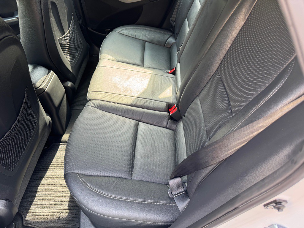 2013 Hyundai Elantra Image 22