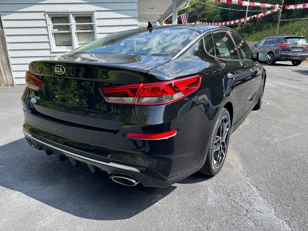 2020 Kia Optima Image 9
