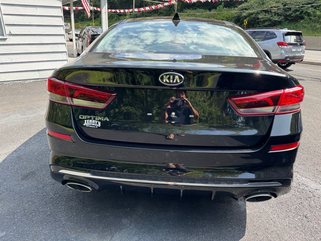 2020 Kia Optima Image 10