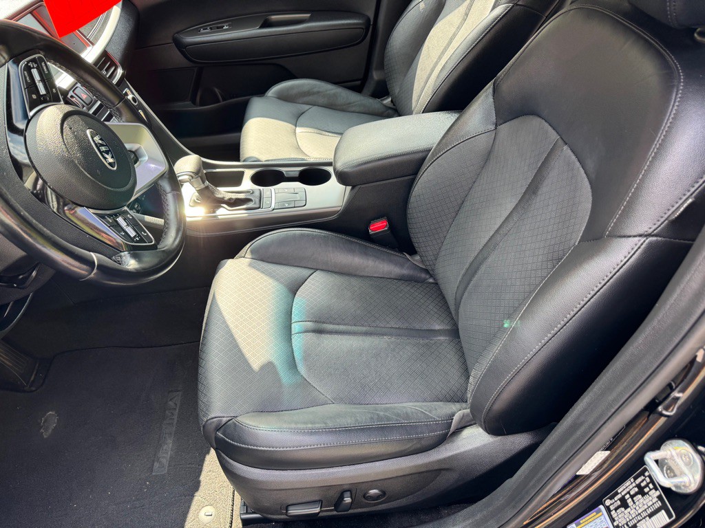 2020 Kia Optima Image 14