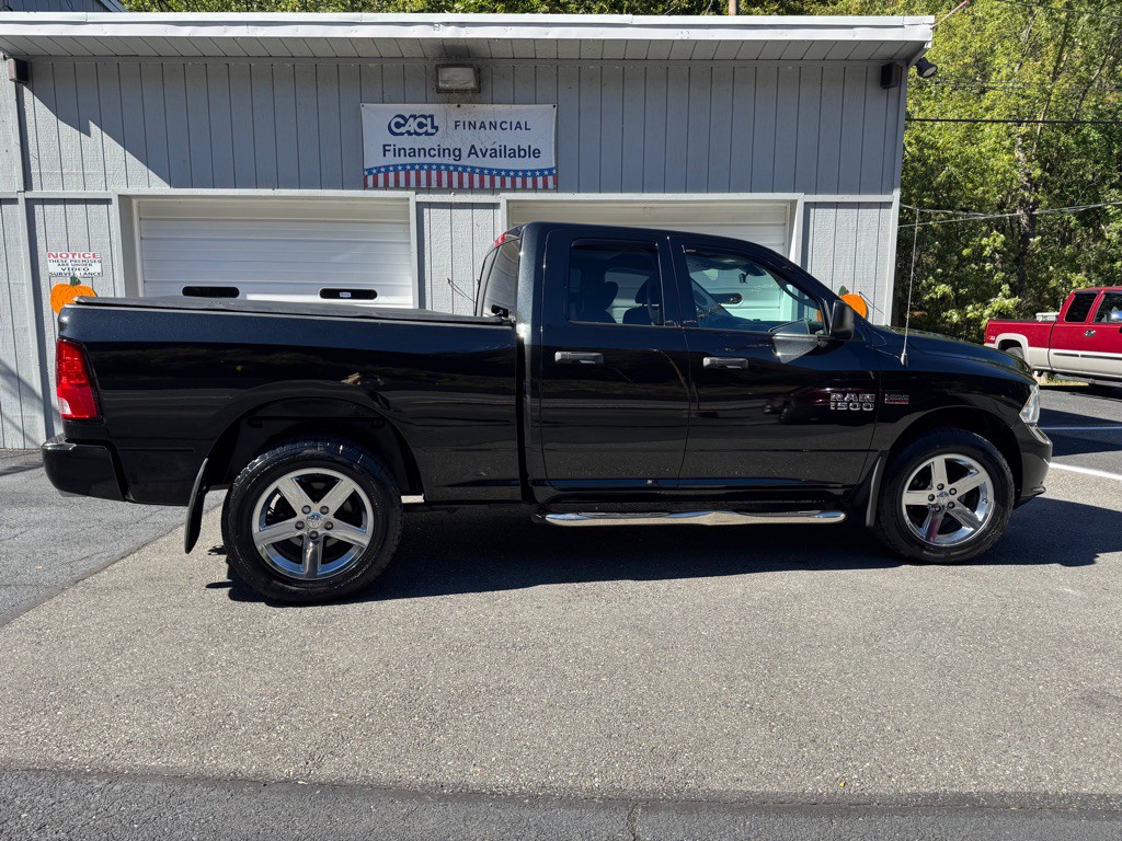 2017 RAM 1500 Image 2