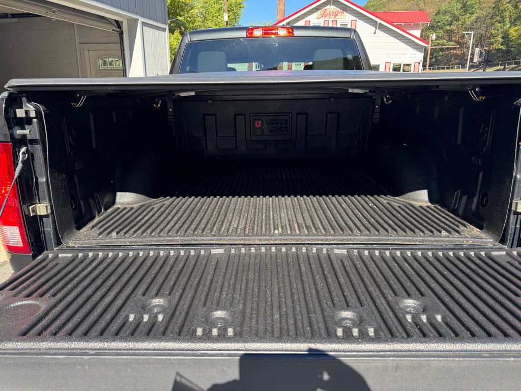 2017 RAM 1500 Image 12