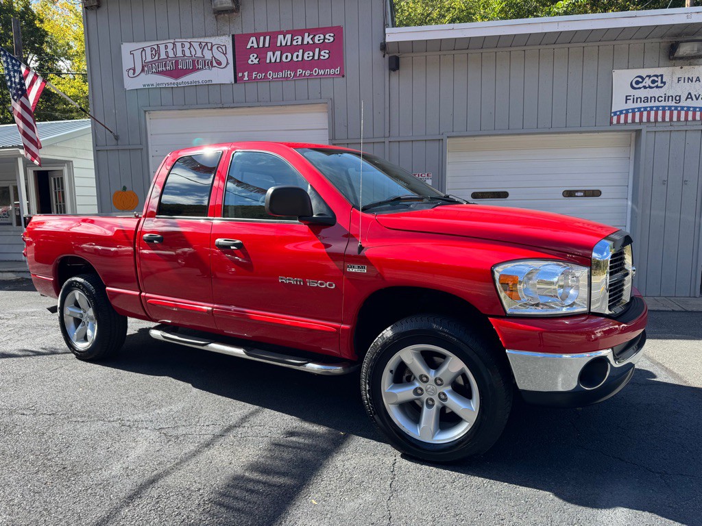 2007 Dodge Ram 1500 Image 2