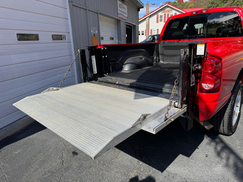 2007 Dodge Ram 1500 Image 11