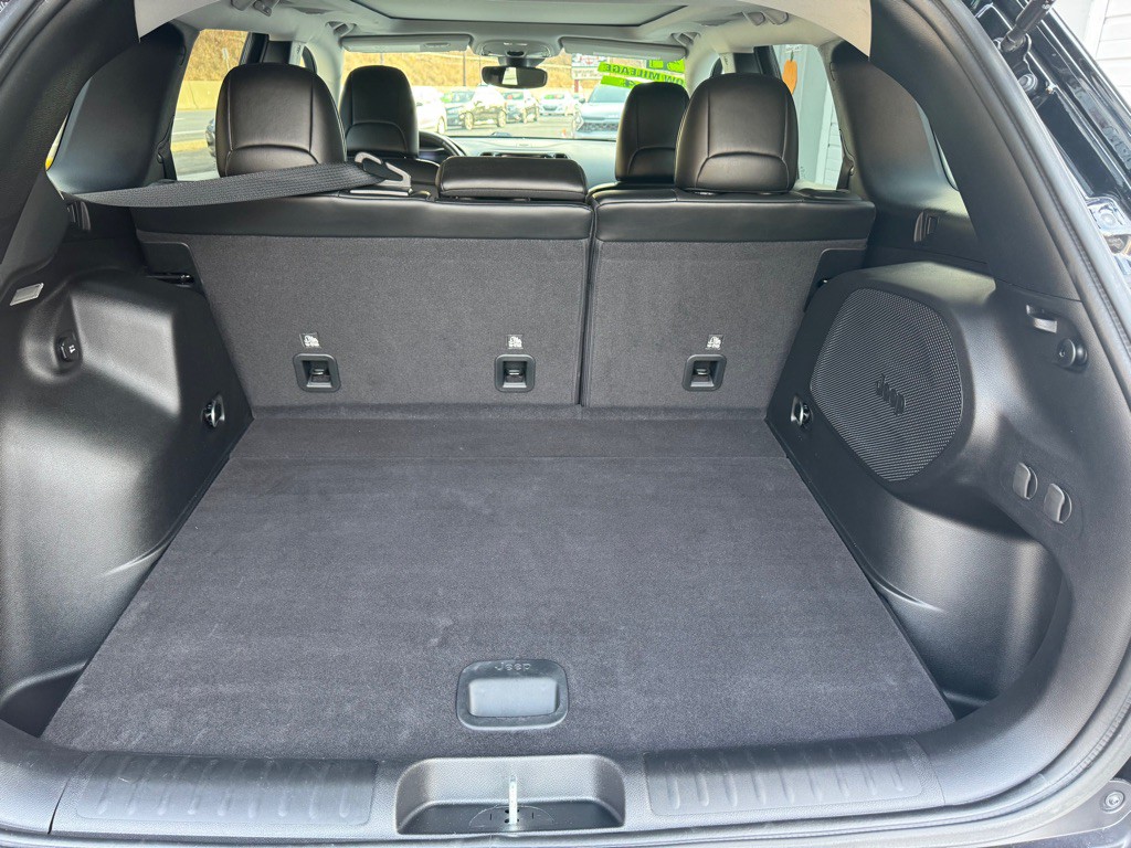 2021 Jeep Cherokee Image 19