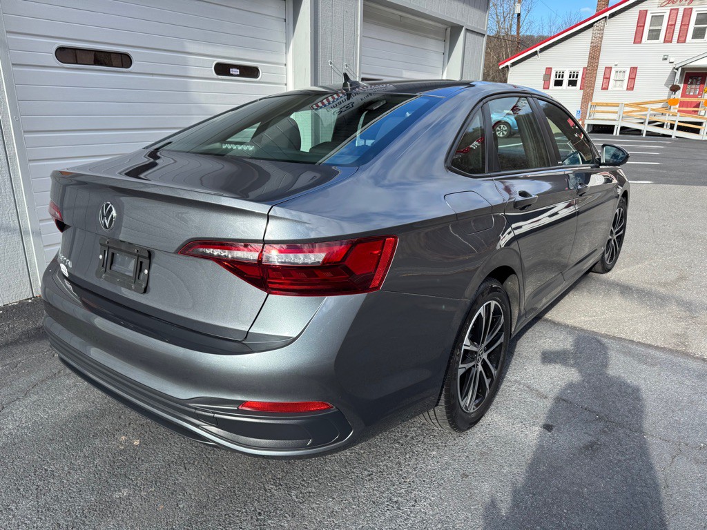 2023 Volkswagen Jetta Image 9