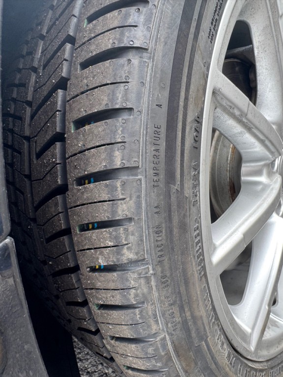 2016 Audi A4 Image 11