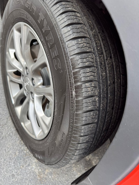 2021 Jeep Cherokee Image 10