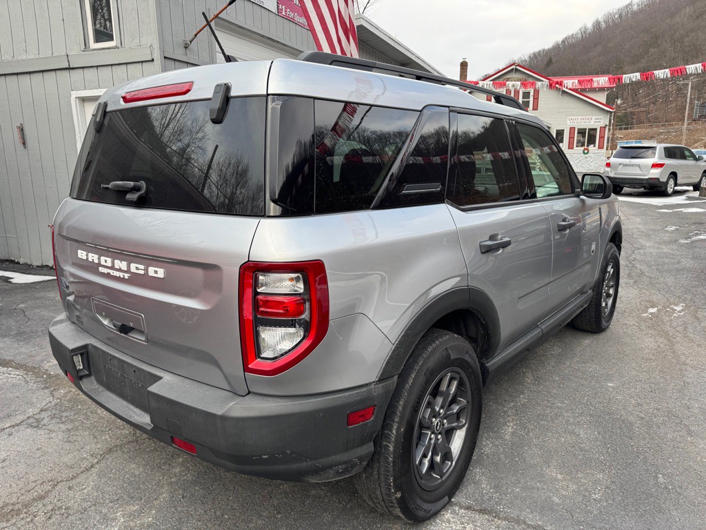 2021 Ford Bronco Image 6