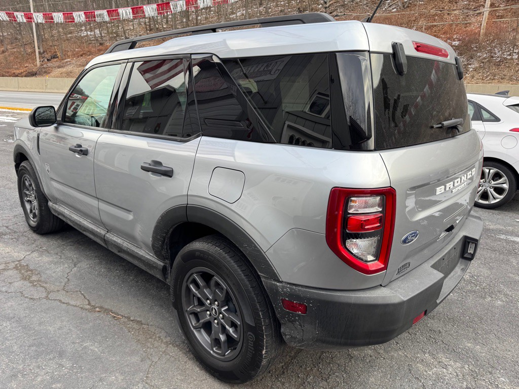 2021 Ford Bronco Image 7