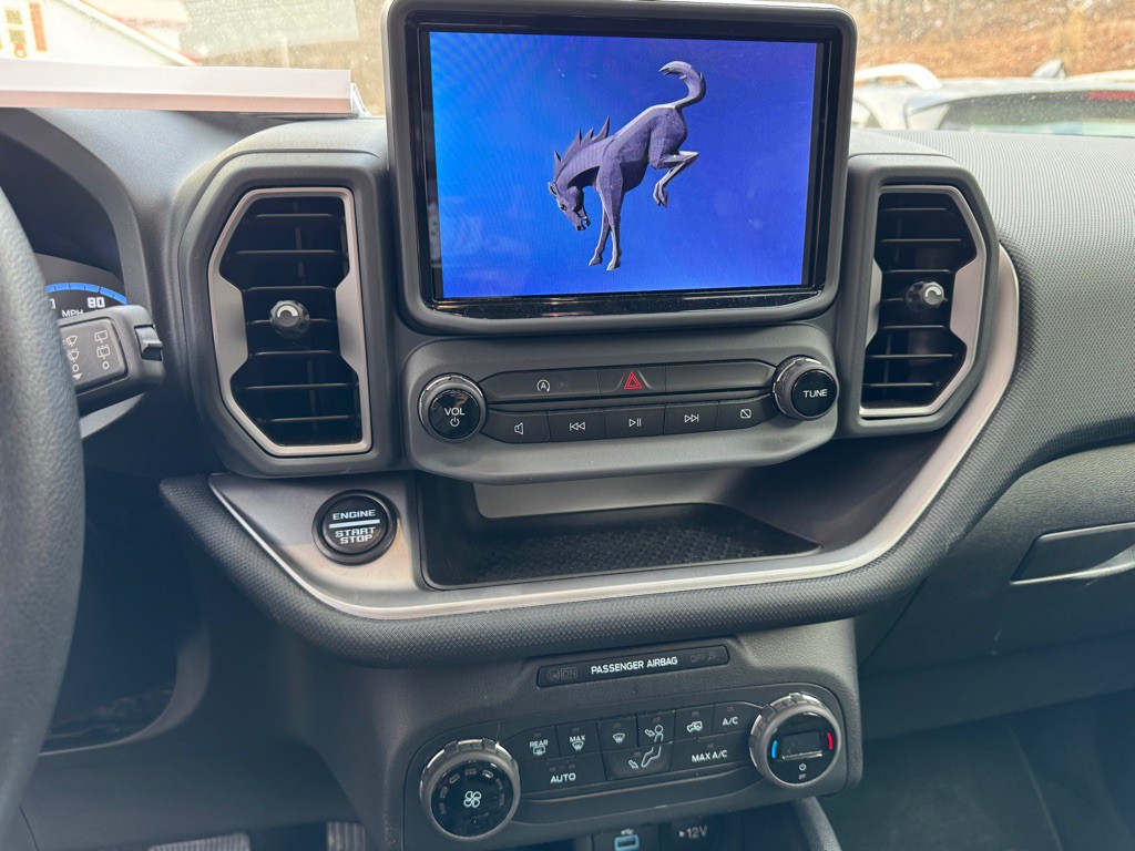 2021 Ford Bronco Image 10