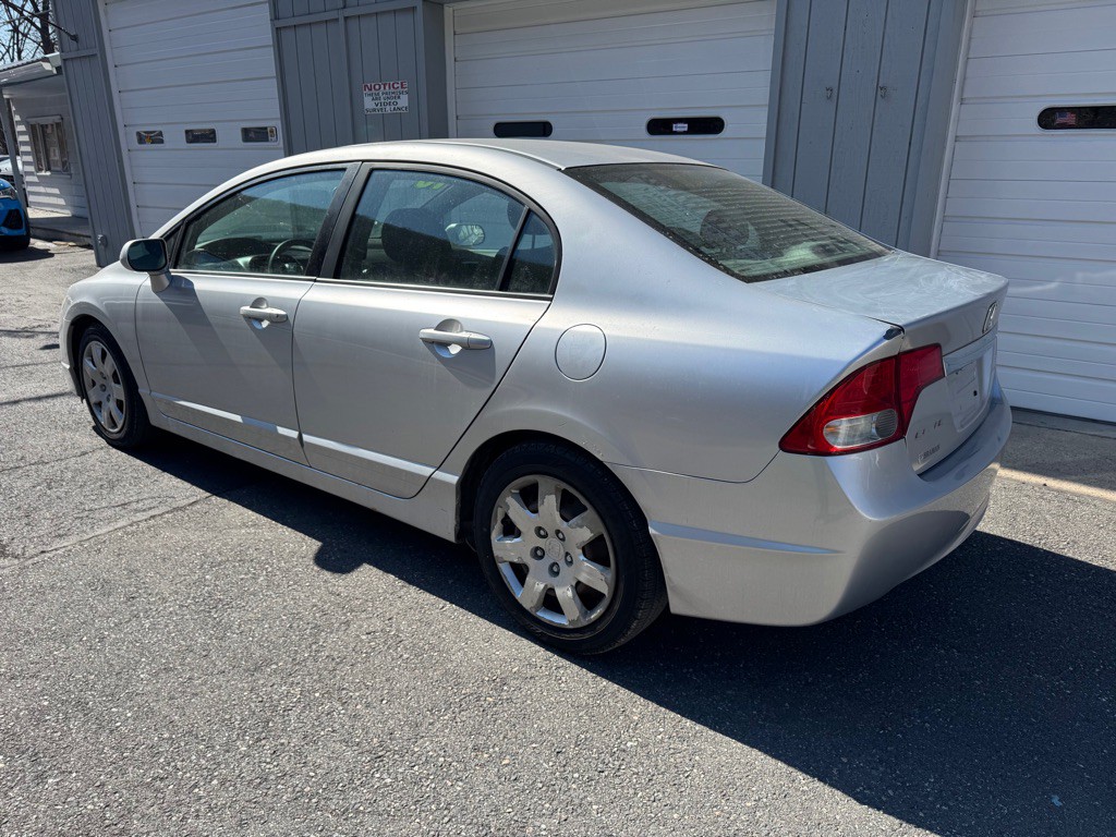 2010 Honda Civic Image 8
