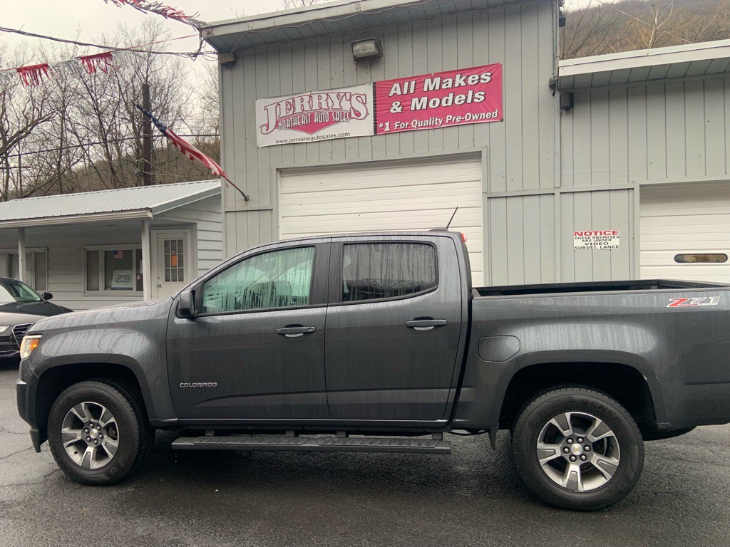 2016 Chevrolet Colorado Image 2
