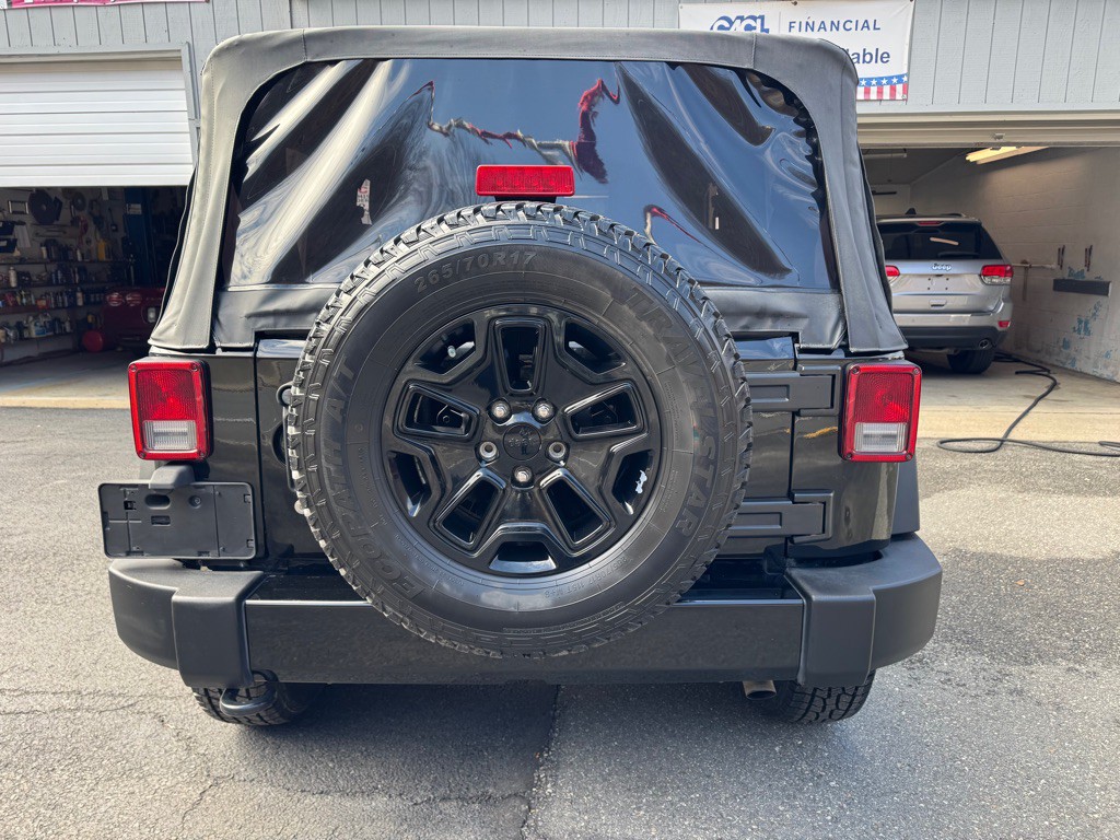 2017 Jeep Wrangler Image 8