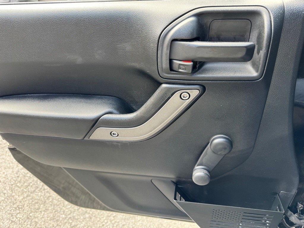 2017 Jeep Wrangler Image 12