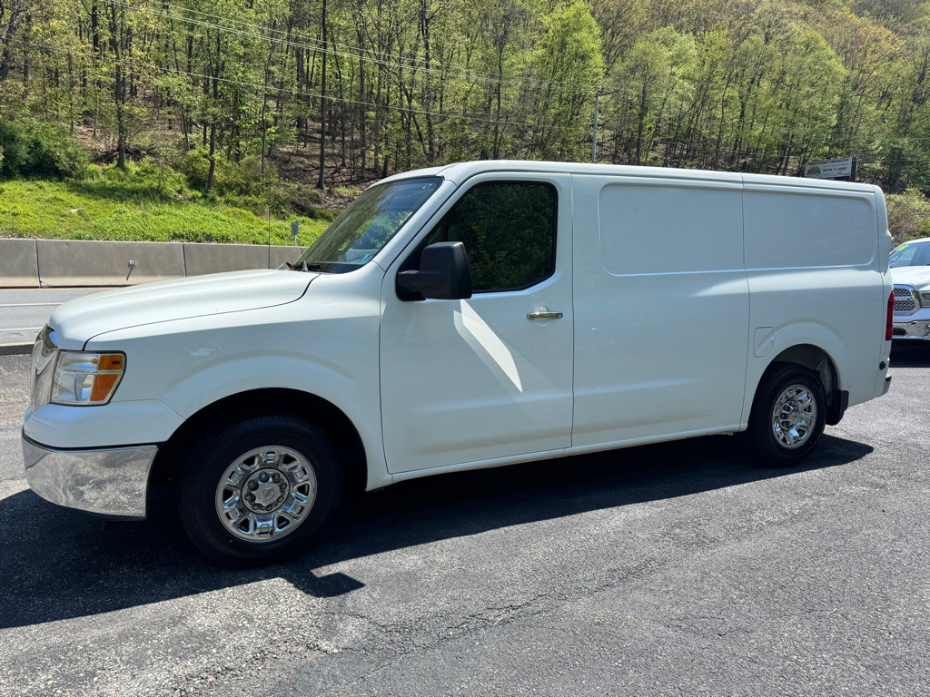 2015 Nissan NV Image 8