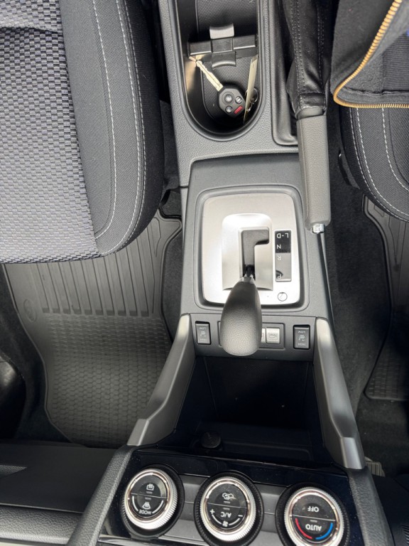 2017 Subaru Forester Image 15