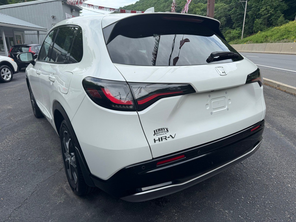 2023 Honda HR-V Image 8
