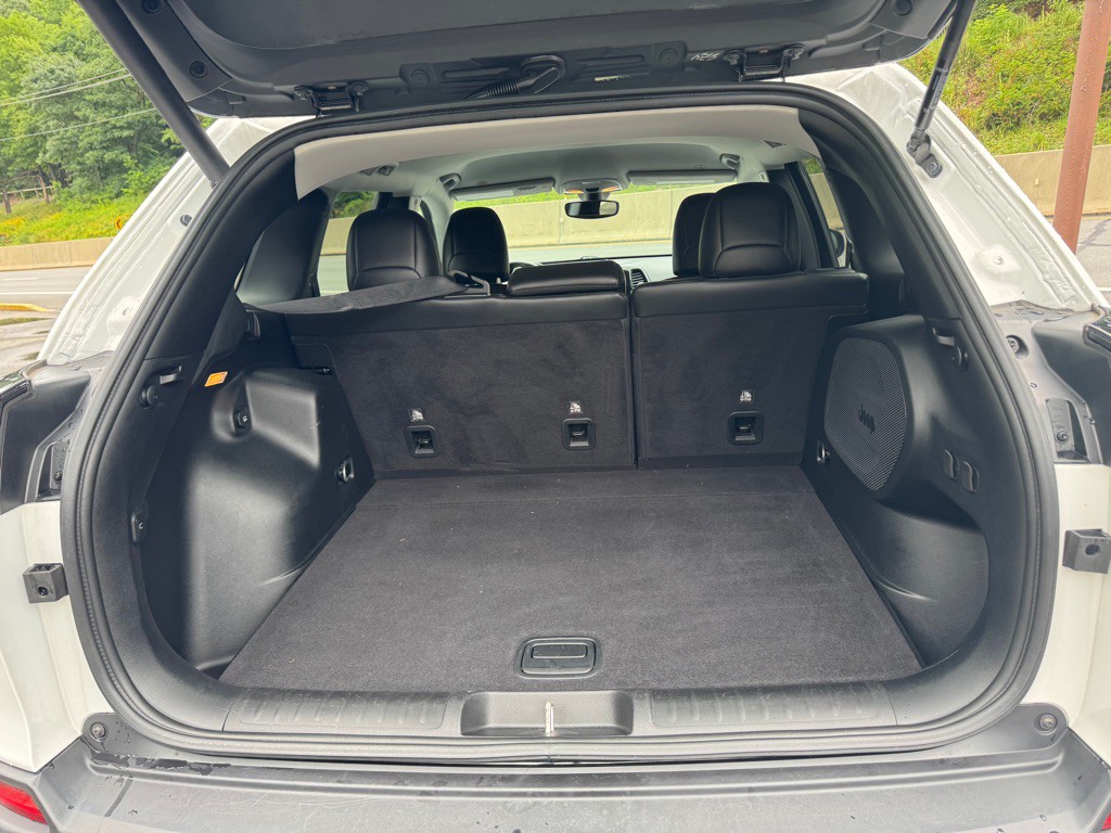 2019 Jeep Cherokee Image 8