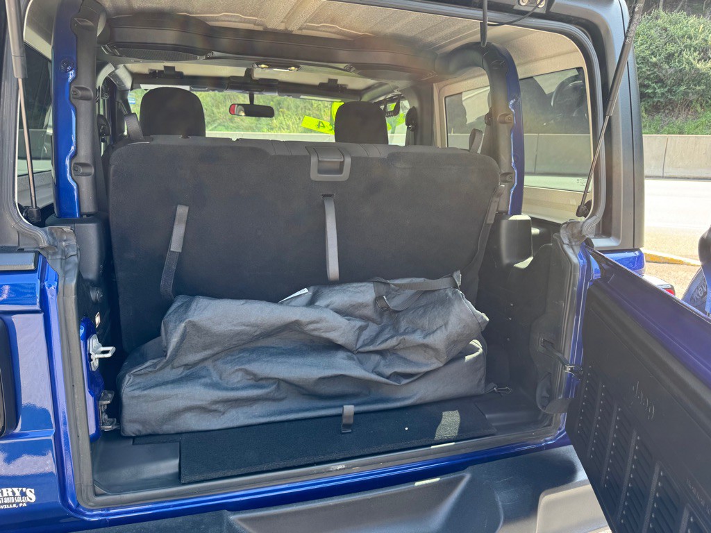 2019 Jeep Wrangler Image 9