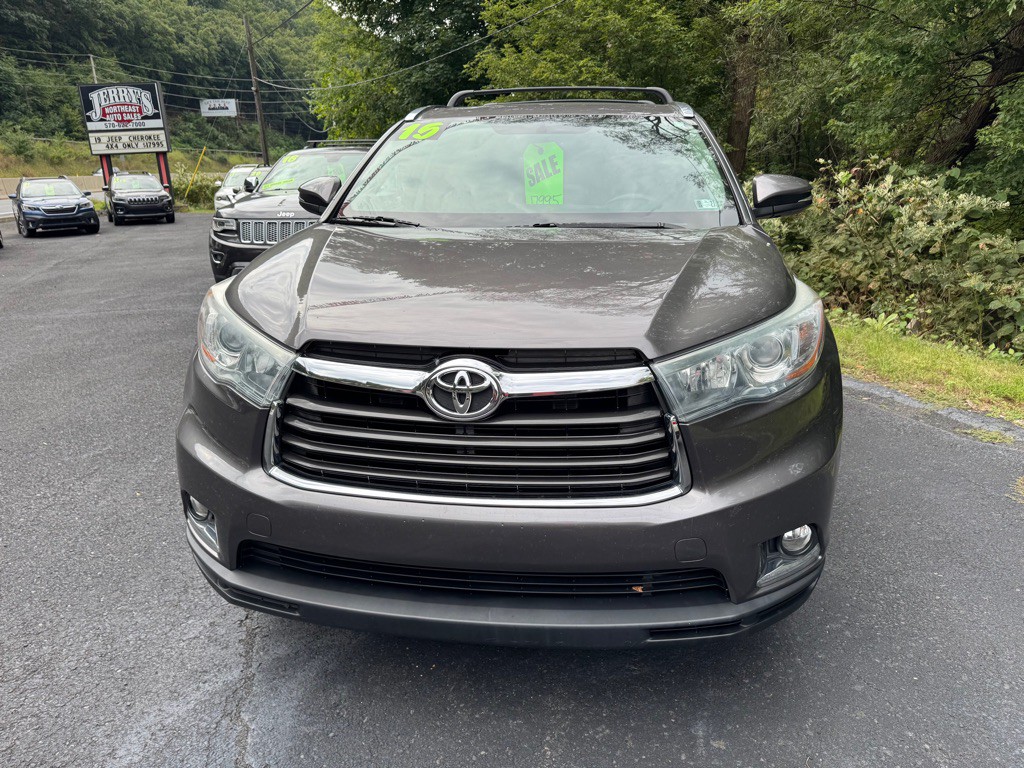 2015 Toyota Highlander Image 9