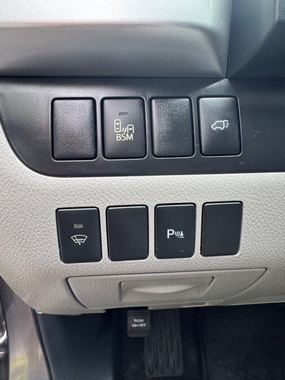 2015 Toyota Highlander Image 13