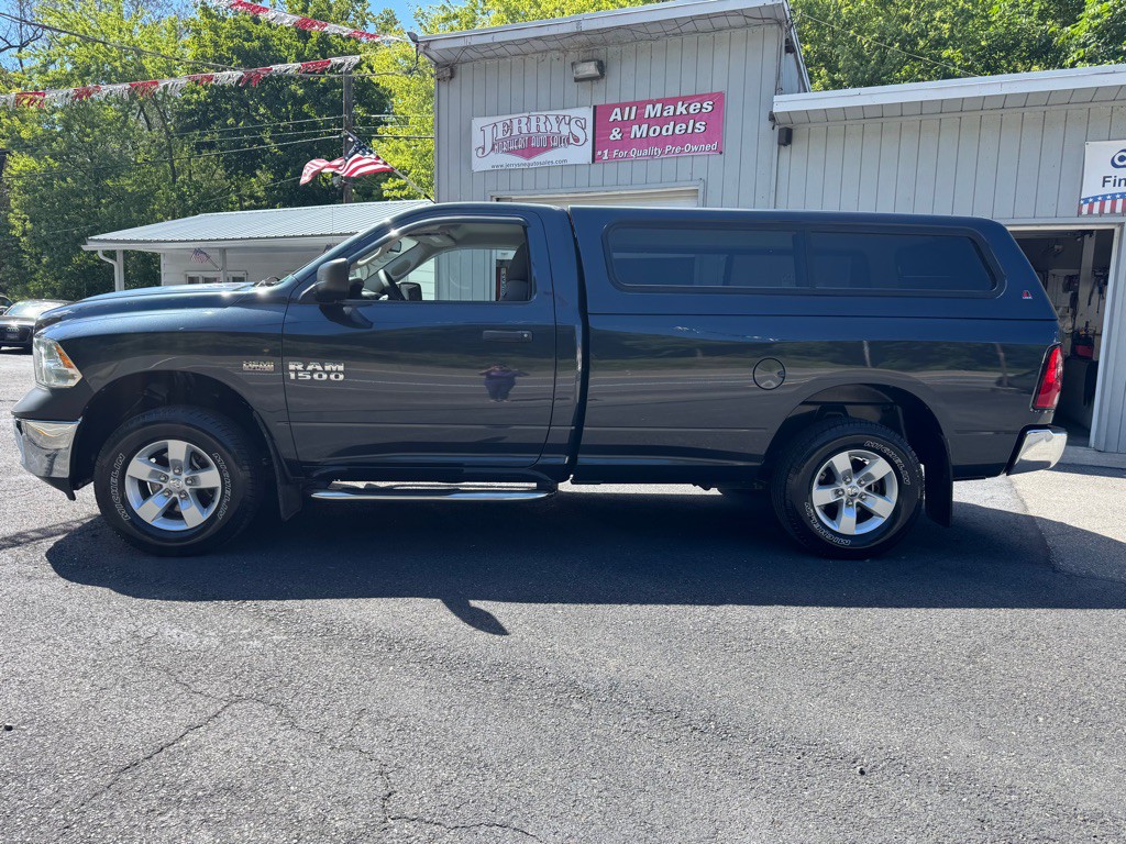 2015 RAM 1500 Image 2