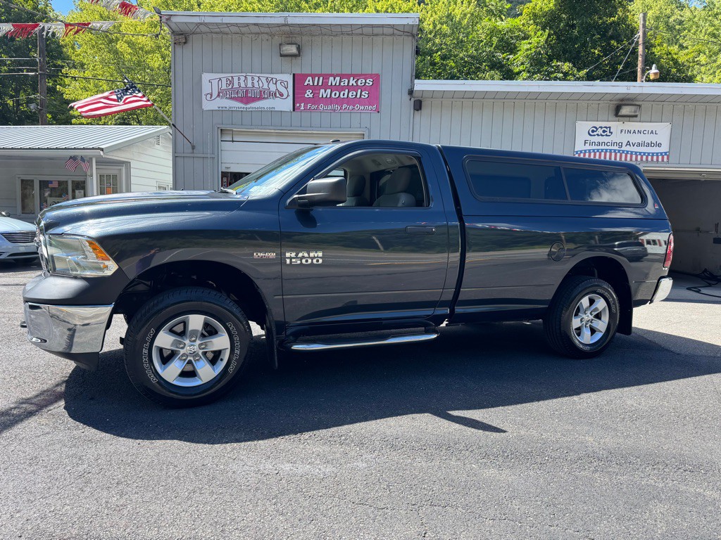 2015 RAM 1500 Image 3