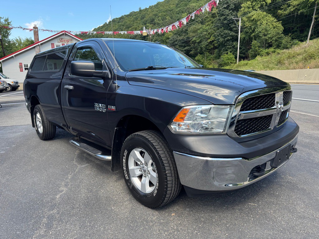 2015 RAM 1500 Image 7