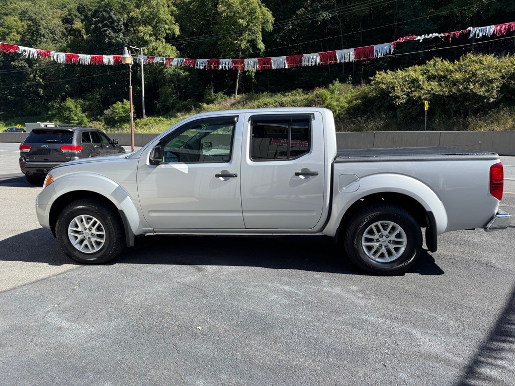 2019 Nissan Frontier Image 2