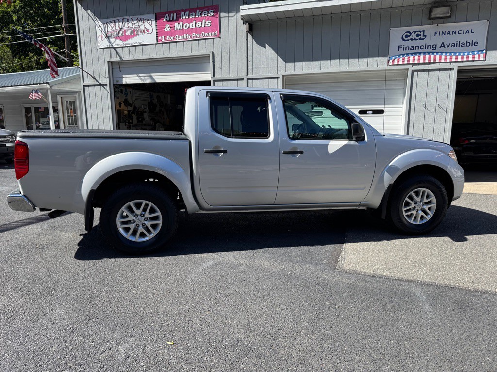 2019 Nissan Frontier Image 8