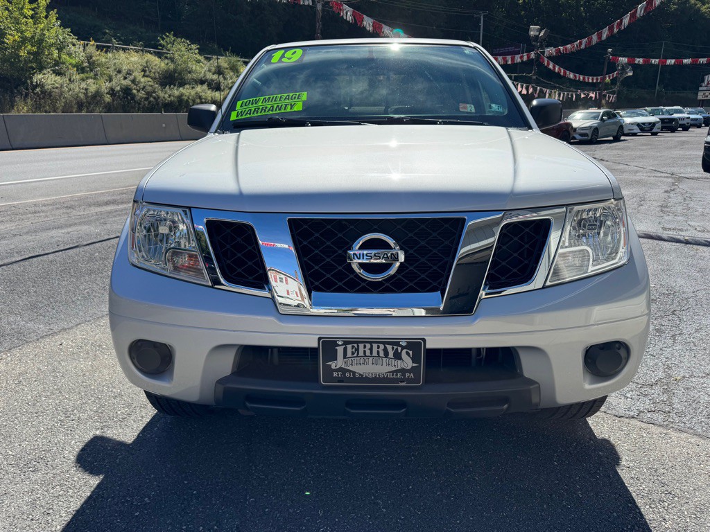 2019 Nissan Frontier Image 11