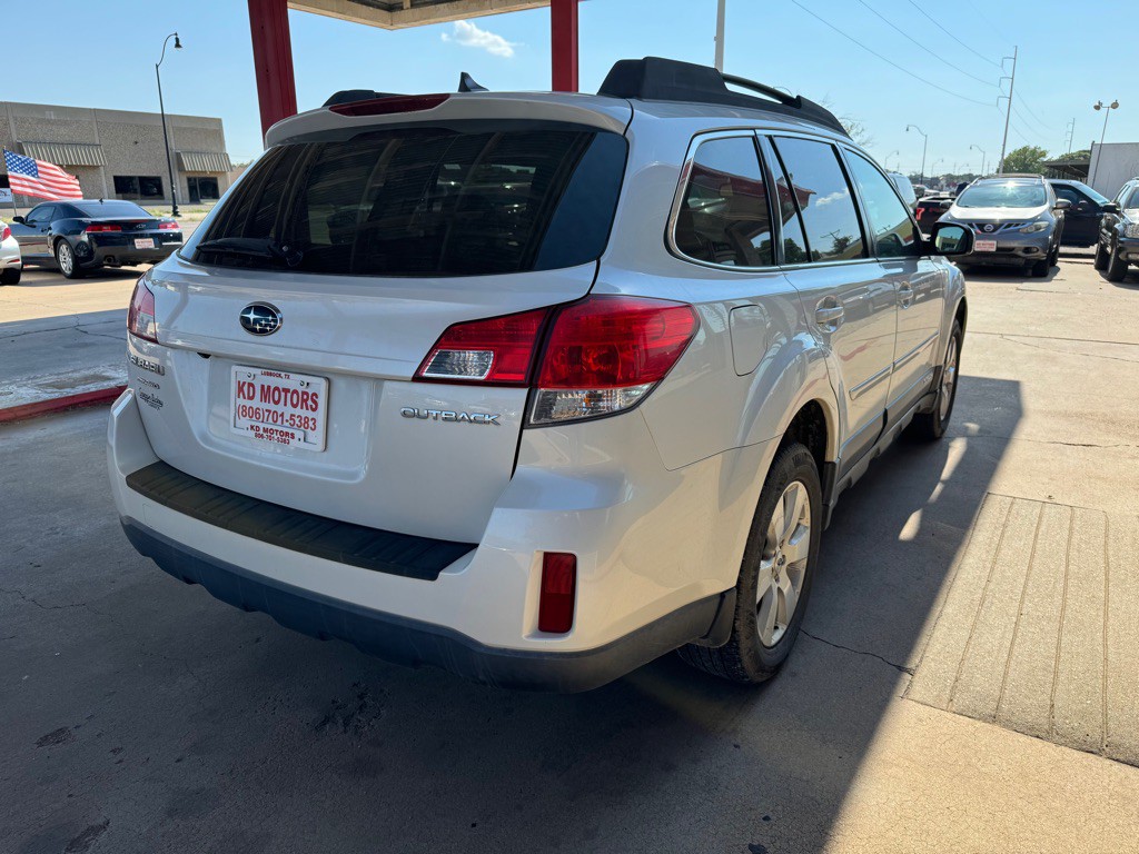 2012 Subaru Outback Image 4