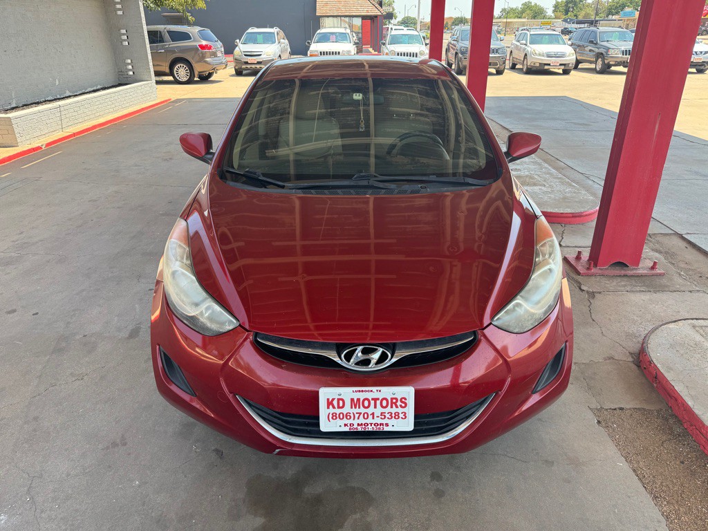 2011 Hyundai Elantra Image 2