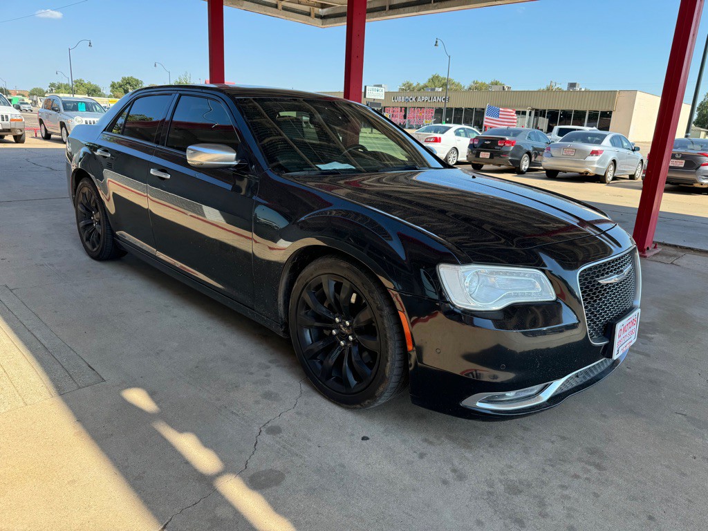 2015 Chrysler 300 Image 3