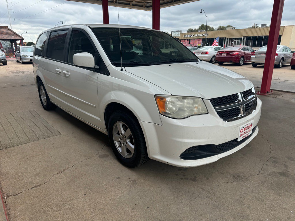 2011 Dodge Grand Caravan Image 3
