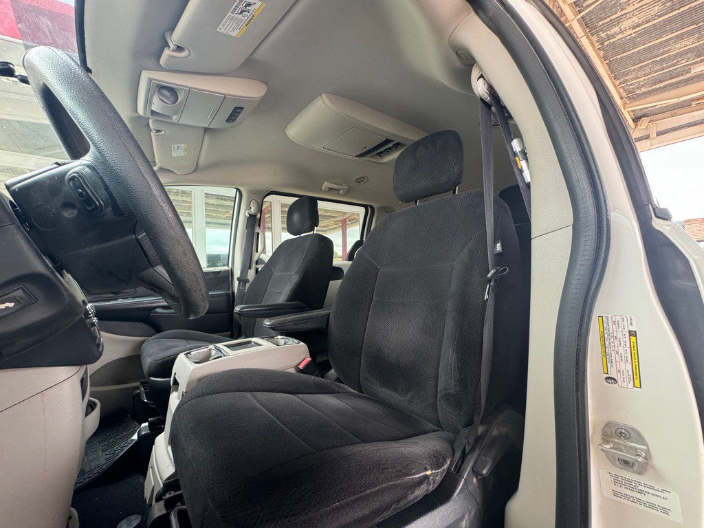 2011 Dodge Grand Caravan Image 7