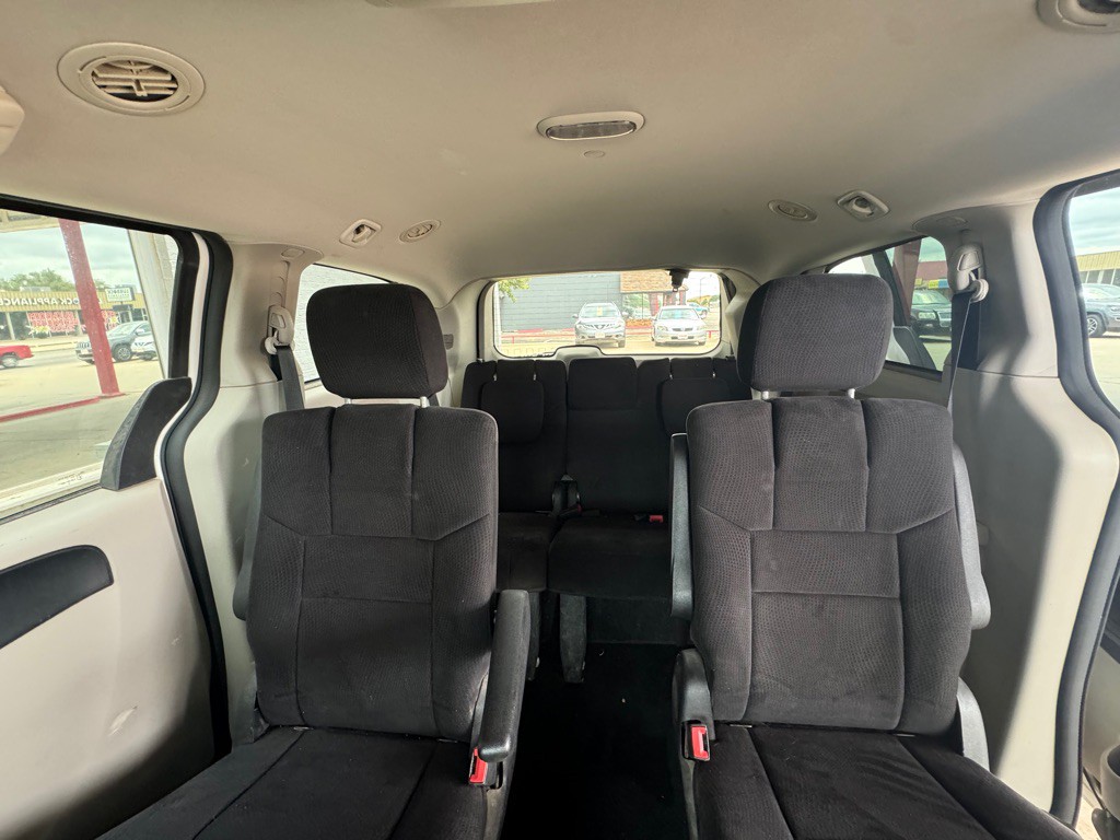 2011 Dodge Grand Caravan Image 9