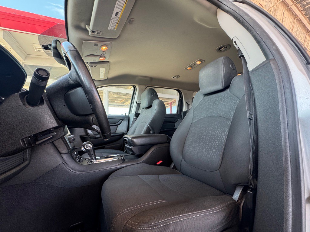 2016 GMC Acadia Image 7