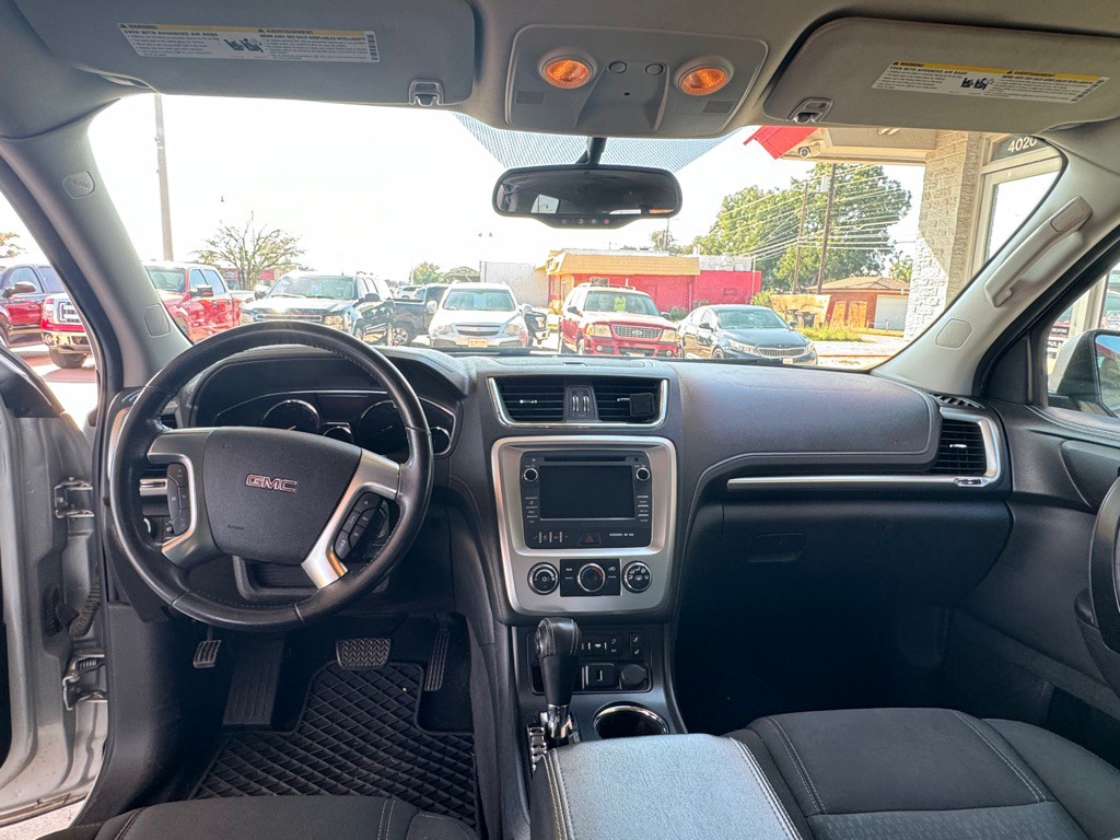 2016 GMC Acadia Image 10