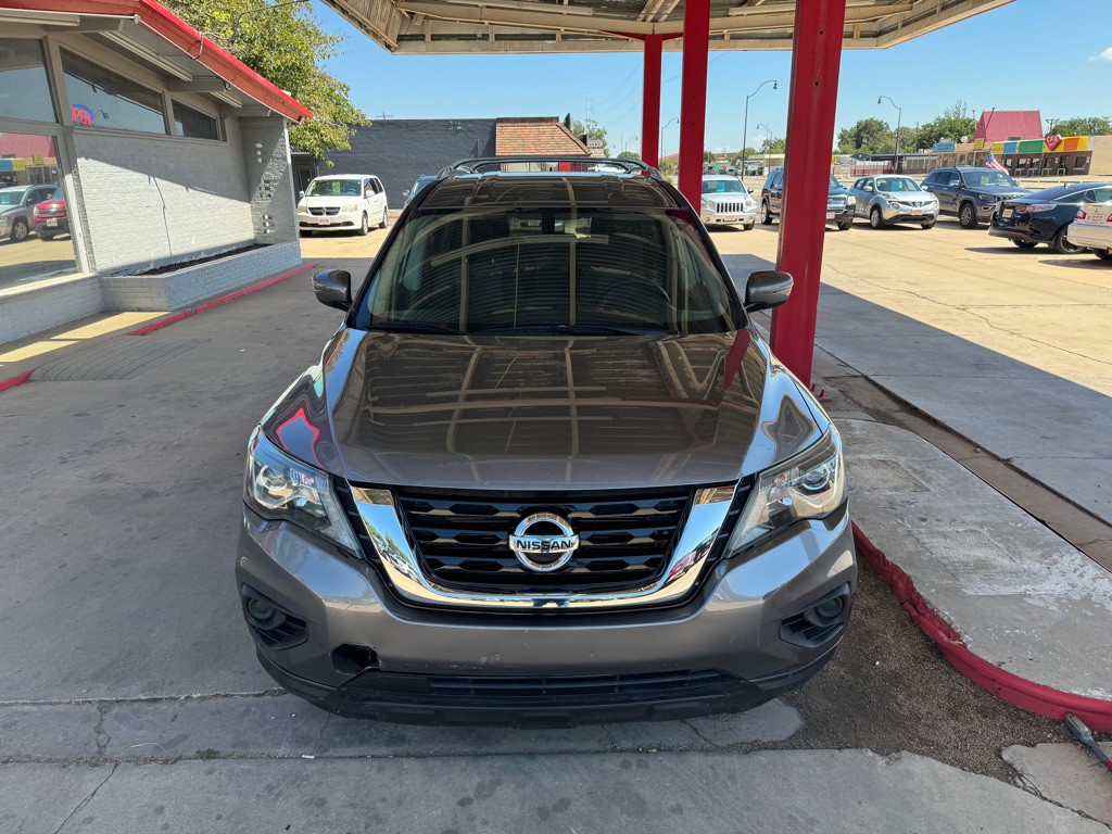 2020 Nissan Pathfinder Image 2