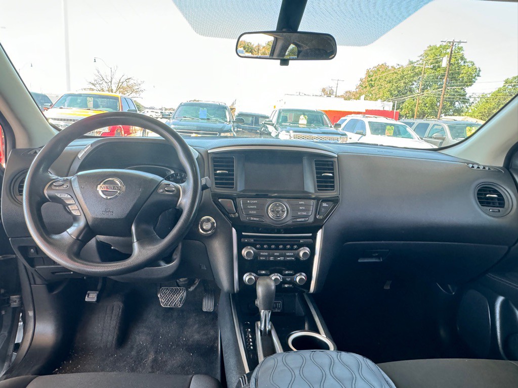 2020 Nissan Pathfinder Image 10