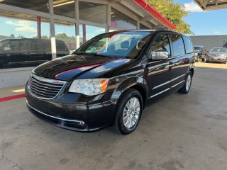 Image for 2015 Chrysler Town & Country Limited Platinum ID: 6865897